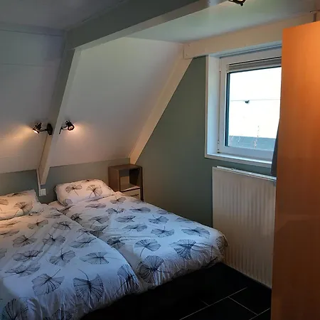 Semesterbostad De Zonnehoed *